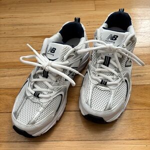 New Balance 530